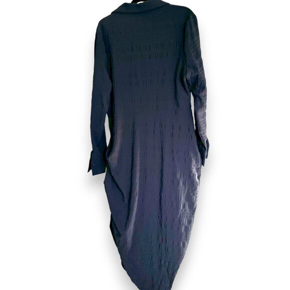 PrettyLittleThing Black Textured Ruched Side Midi Shirt Dress Size 14 - NWT - Picture 3 of 7